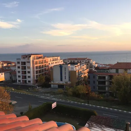 公寓 Sea And Sky From The Window